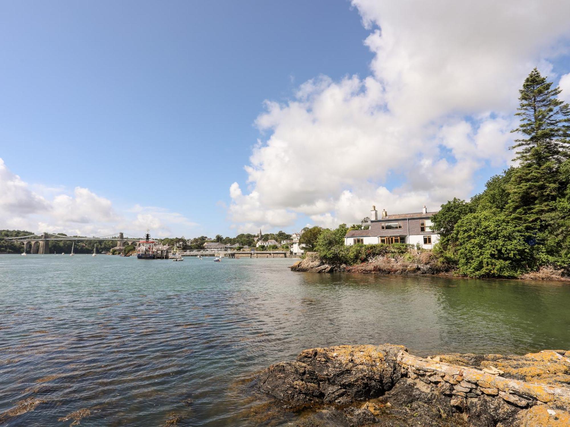 Ynys Faelog Cottage Менай-Бридж Екстер'єр фото